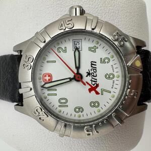 Wenger Xstream Swiss Made Quartz Watch 32mm White Dial Date New Battery